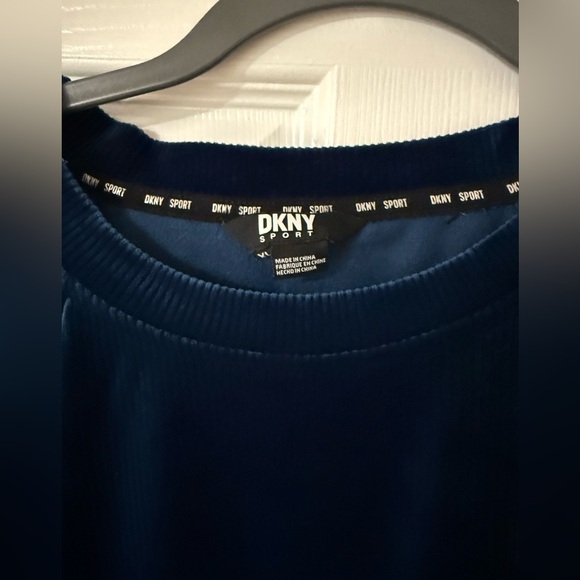 DKNY sport - Picture 4 of 7